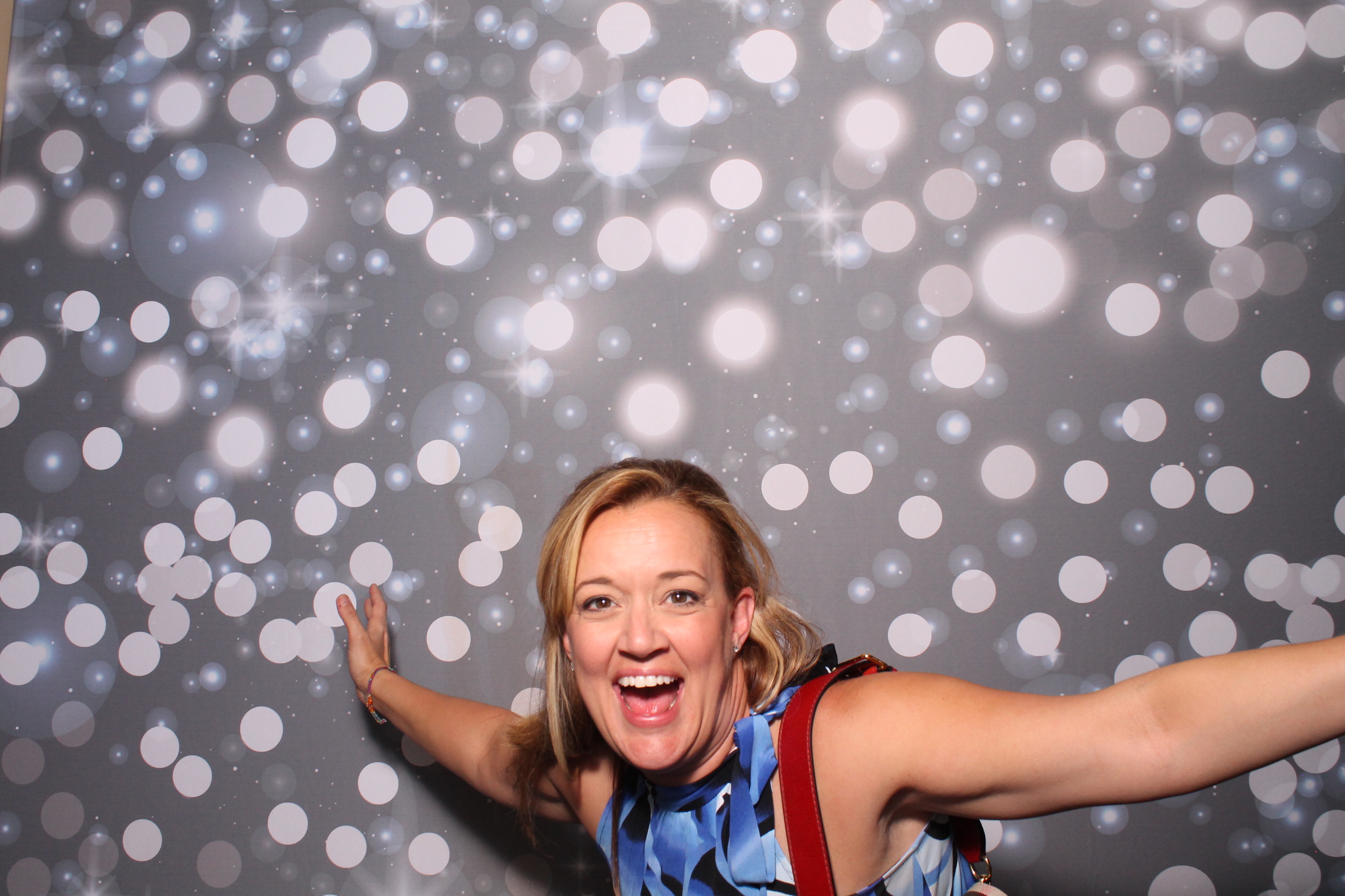 McKenzie Roedig at the Madison | View more photos from the event at gallery.photoboothcincy.com/u/PhotoBoothCincy/McKenzie-Roedig-at-the-Madison
